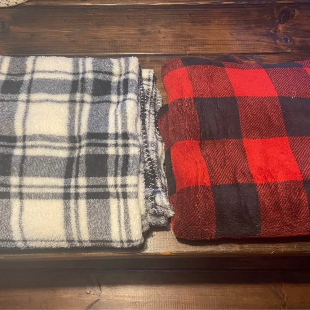 Plaid Throw Blanket Set - Black and Red